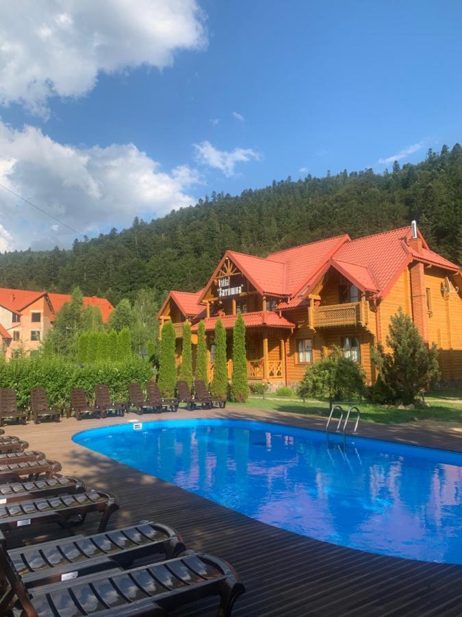 Котедж "Villa Затишна" Mîkulîciîn Exterior foto