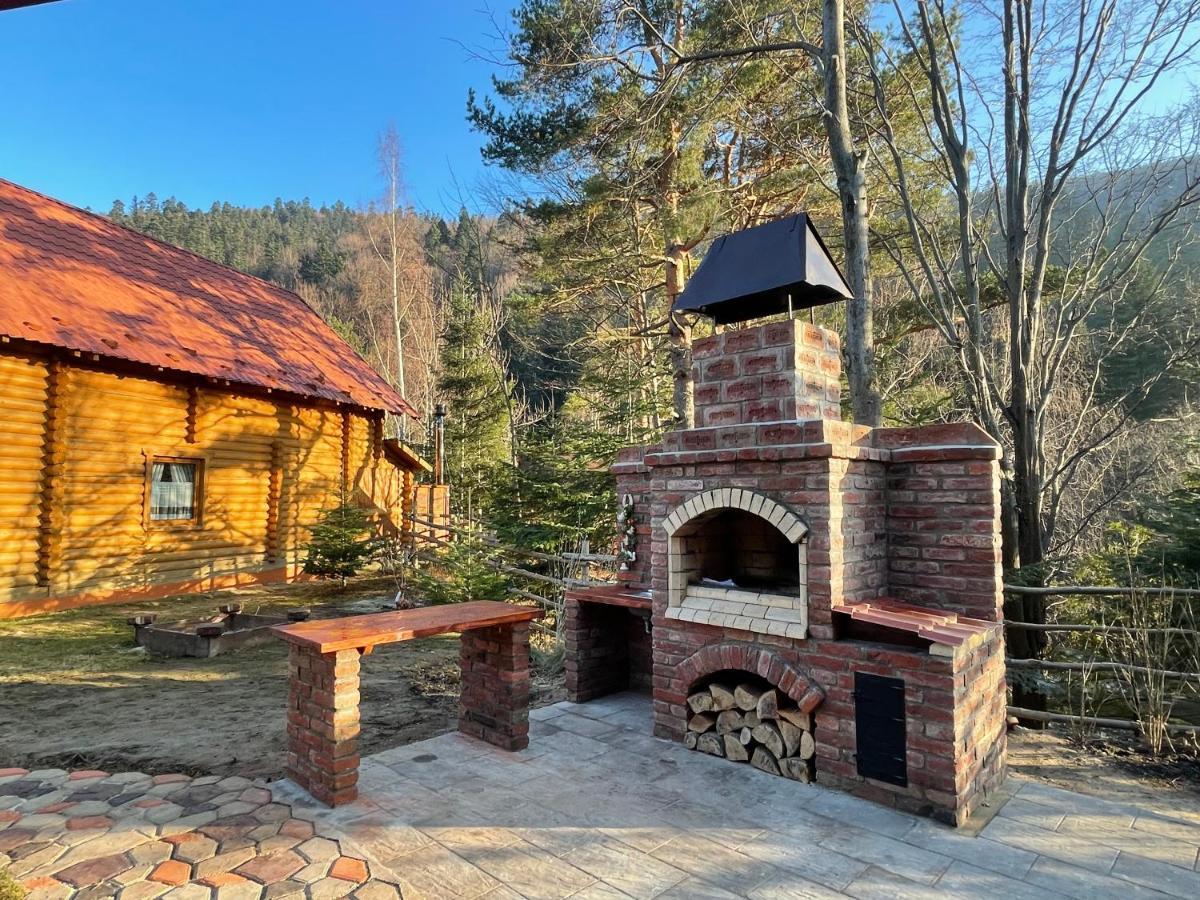 Котедж "Villa Затишна" Mîkulîciîn Exterior foto