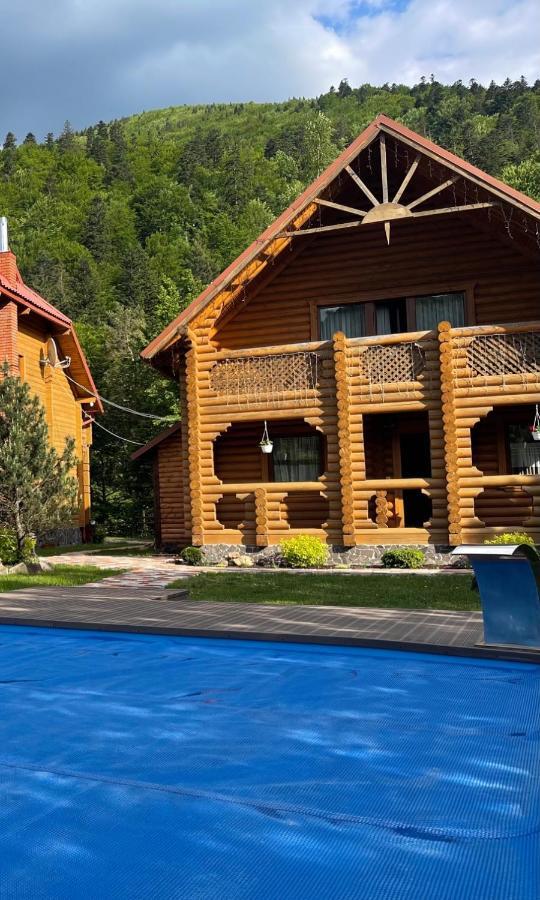 Котедж "Villa Затишна" Mîkulîciîn Exterior foto