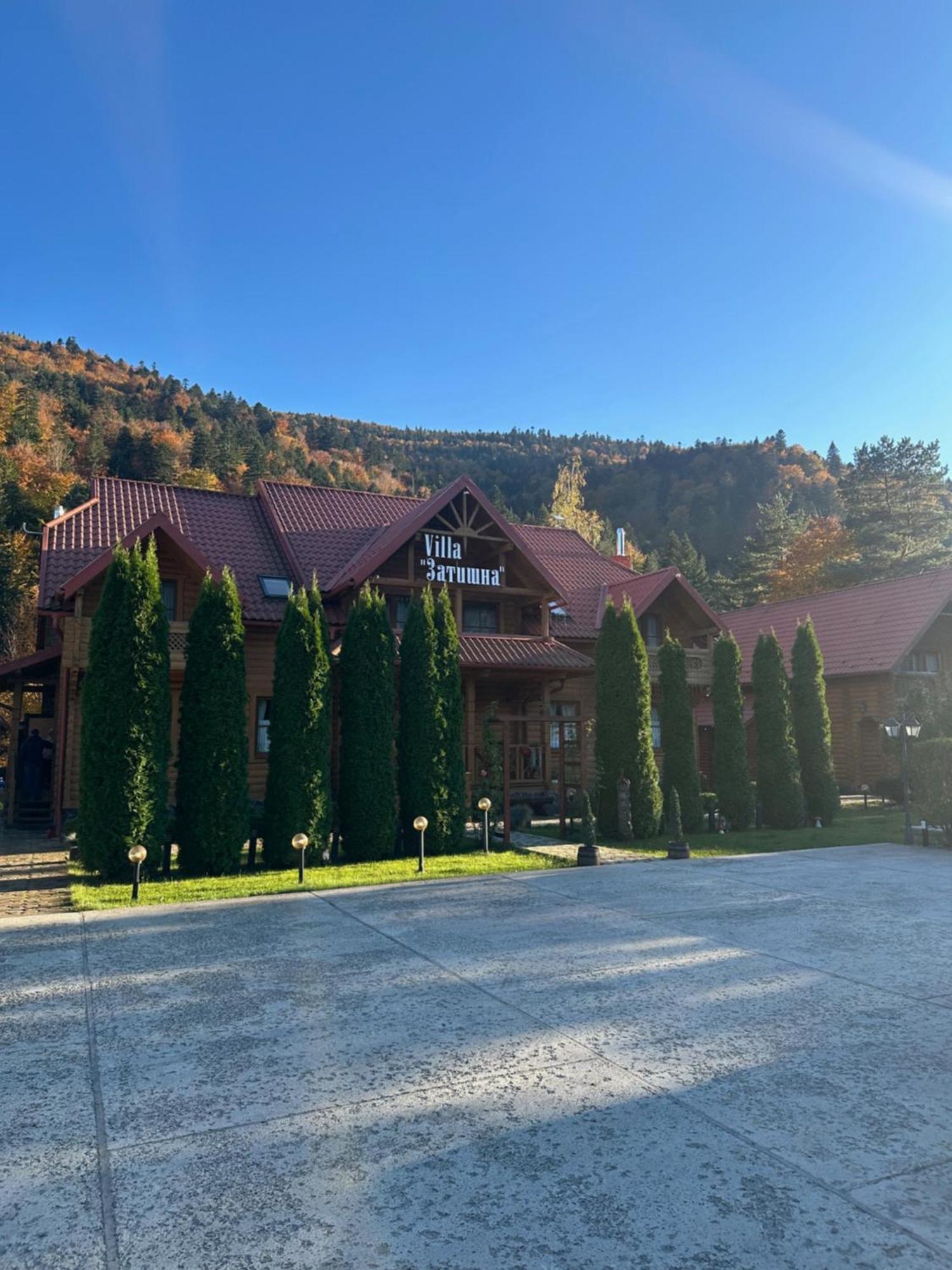 Котедж "Villa Затишна" Mîkulîciîn Exterior foto